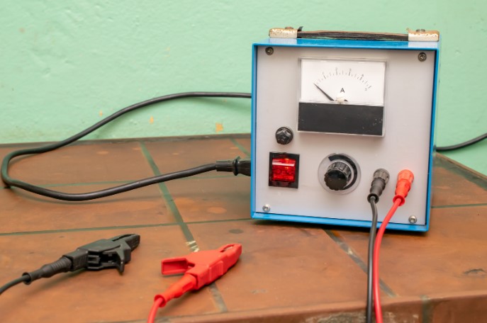 Що необхідно знати перед тим як вибирати лабораторний блок живлення?