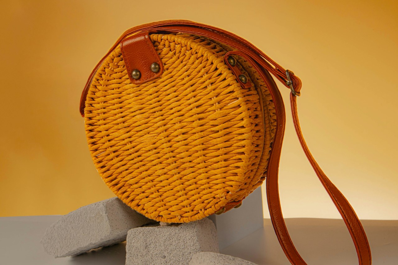 Чем отличается вышивка крестиком от гладью: сравнение техник